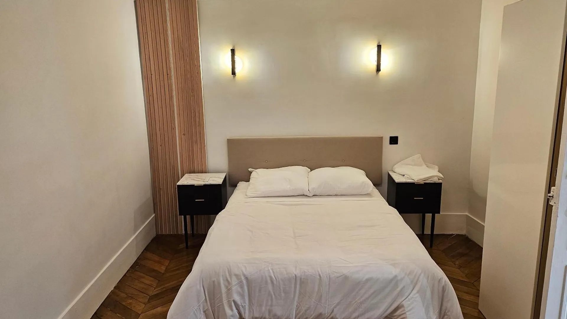 Highstay Champs Elysees Arc De Triomphe