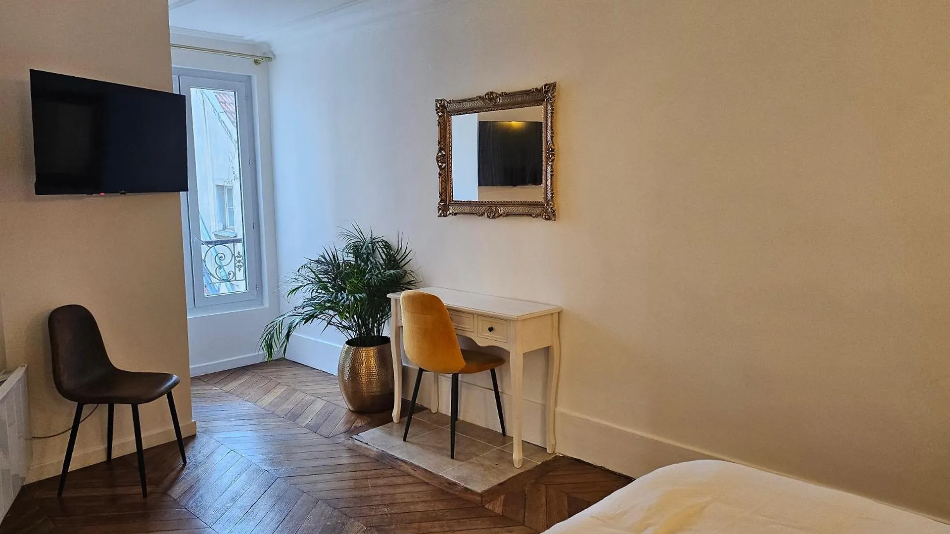 Highstay Champs Elysees Arc De Triomphe Apartment Paris